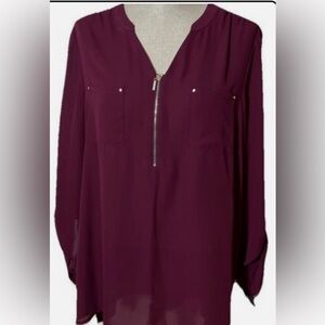 Apt. 9 Burgundy Blouse with Zipper and V neck. Adjustable Sleeve Length. Size S